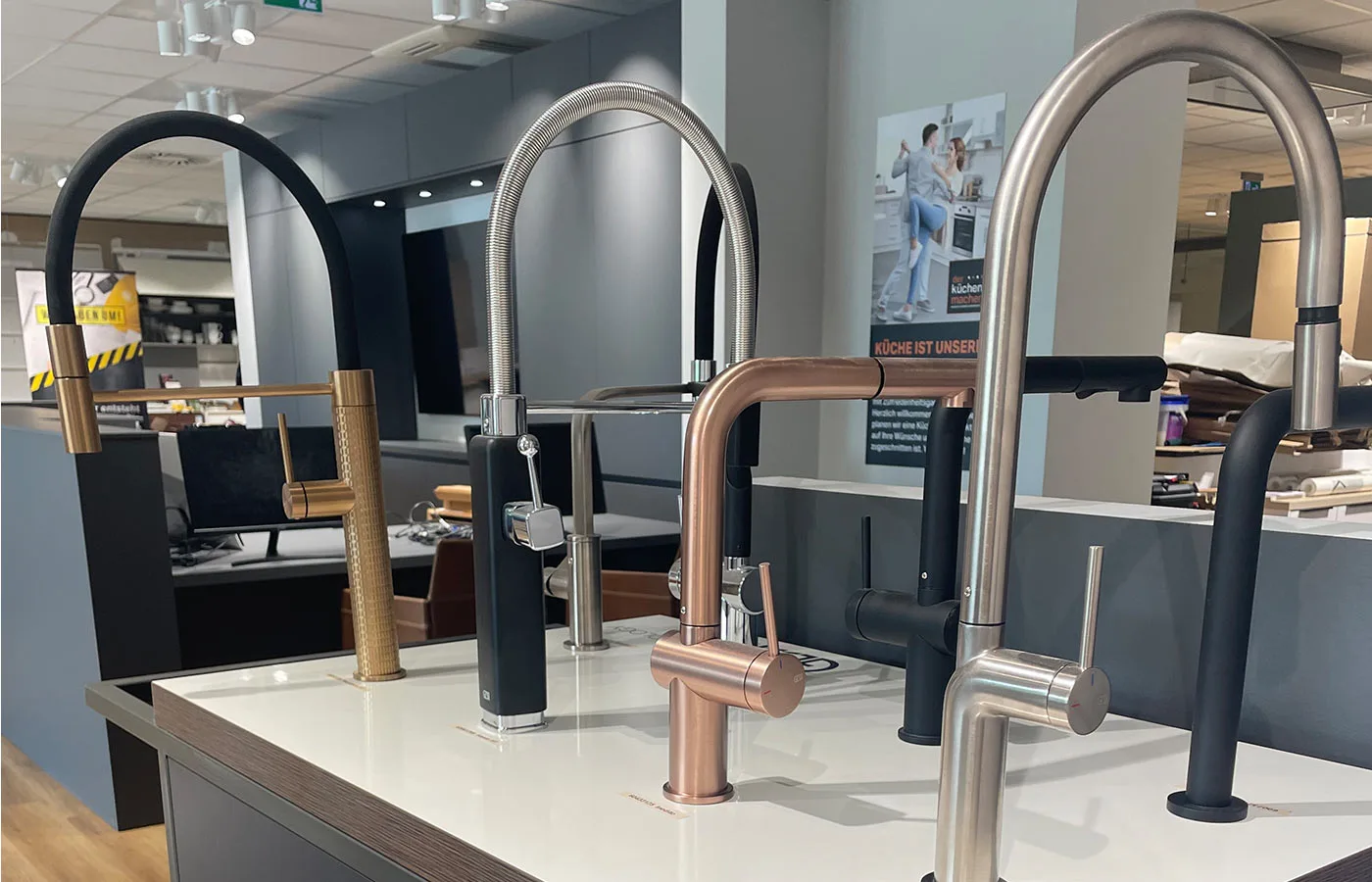 Der Küchenmacher Braunschweig - KÜVG Küchenvertriebsgesellschaft mbH – Showroom 4
